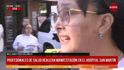 Trabajadores del hospital San Mart&iacute;n protestan en Paran&aacute; para exigir un aumento salarial del 30%